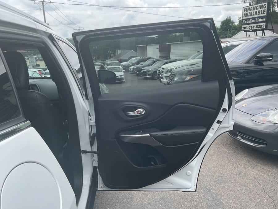 used 2019 Jeep Cherokee car, priced at $18,605