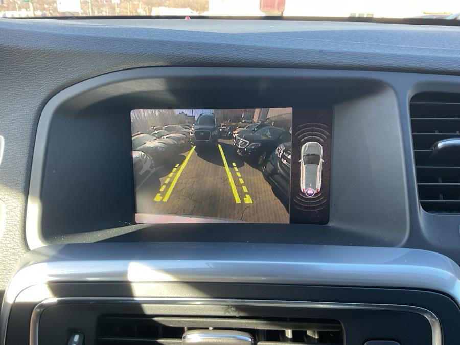 used 2018 Volvo V60 Cross Country car, priced at $14,775