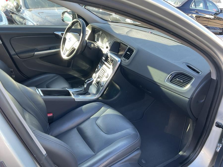 used 2018 Volvo V60 Cross Country car, priced at $14,775
