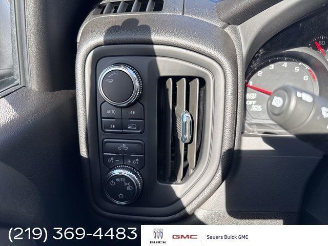 new 2025 GMC Sierra 1500 car, priced at $42,395