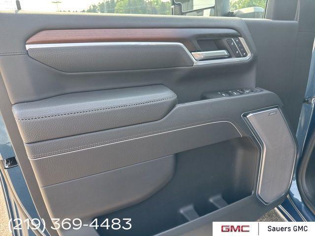 new 2025 GMC Sierra 2500 car, priced at $87,240