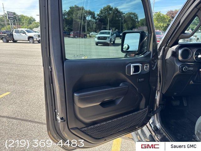 used 2021 Jeep Gladiator car, priced at $33,900