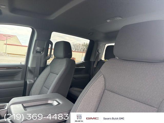 new 2025 GMC Sierra 1500 car, priced at $49,640