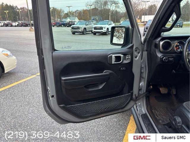 used 2021 Jeep Gladiator car, priced at $29,495