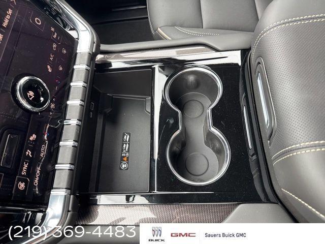 new 2025 GMC Yukon XL car, priced at $80,160