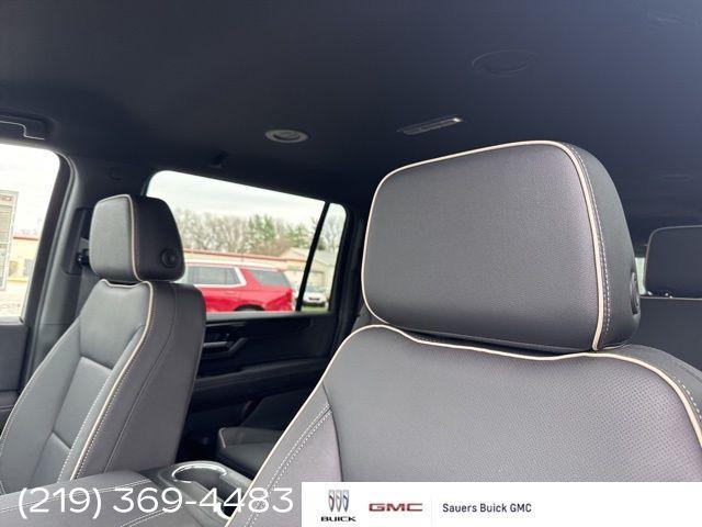 new 2025 GMC Yukon XL car, priced at $80,160