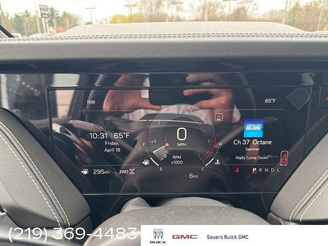 new 2025 GMC Yukon XL car, priced at $80,160