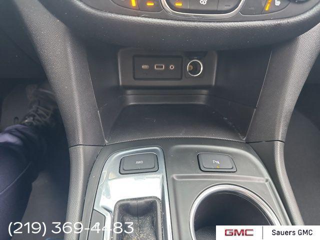 used 2022 Chevrolet Equinox car, priced at $21,900