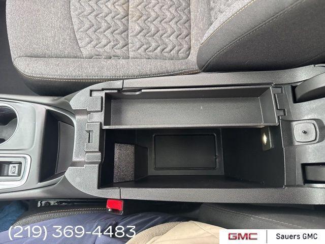 used 2022 Chevrolet Equinox car, priced at $21,900