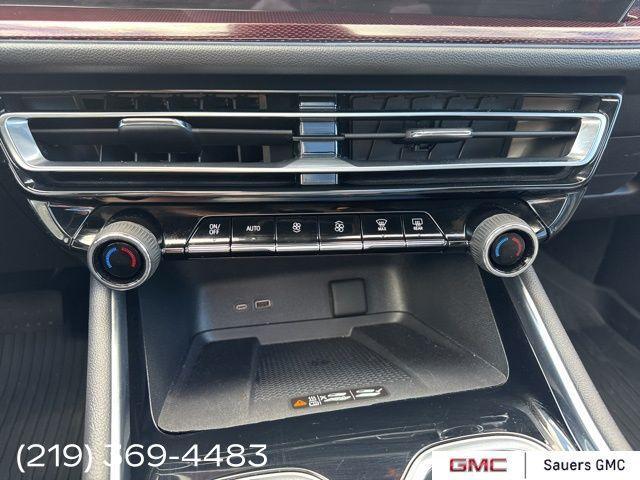 used 2024 Chevrolet Traverse car, priced at $55,190