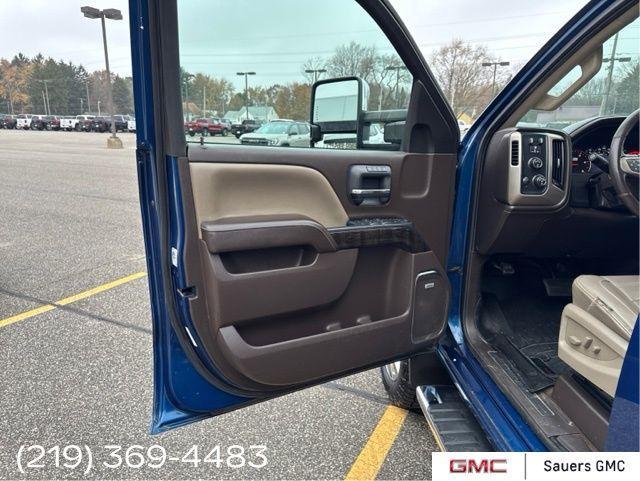 used 2015 GMC Sierra 2500 car, priced at $28,900