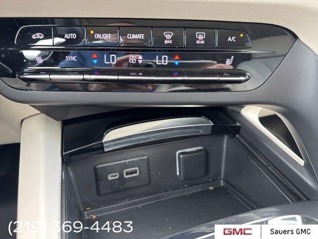 used 2022 Buick Envision car, priced at $26,900