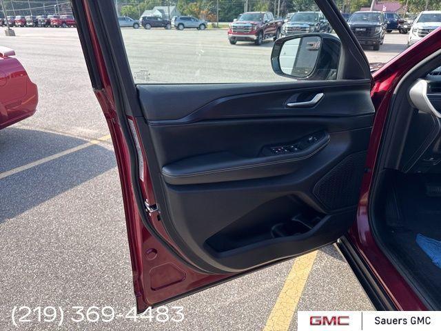 used 2023 Jeep Grand Cherokee car, priced at $35,203