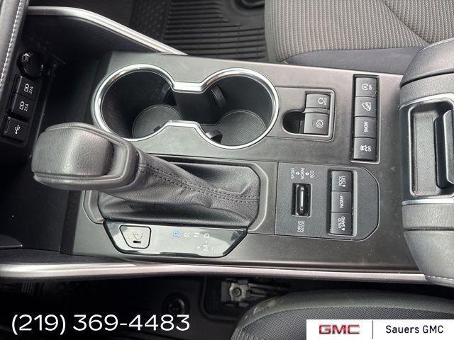 used 2021 Toyota Highlander car, priced at $28,500