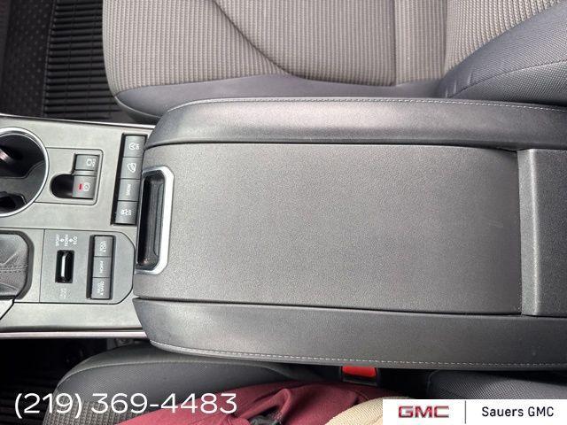 used 2021 Toyota Highlander car, priced at $28,500