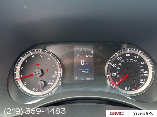 used 2021 Toyota Highlander car, priced at $28,500