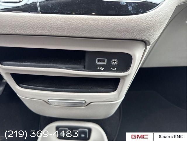 used 2018 Chrysler Pacifica car, priced at $13,900