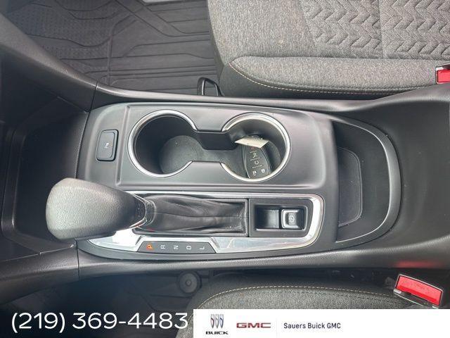 used 2022 Chevrolet Equinox car, priced at $22,980