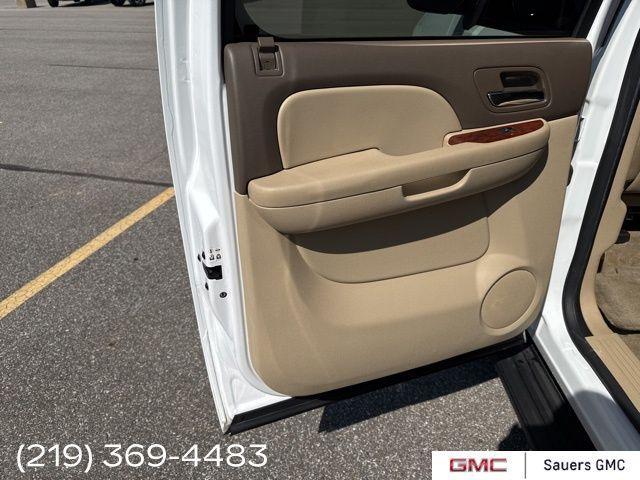 used 2014 GMC Yukon XL car, priced at $11,900
