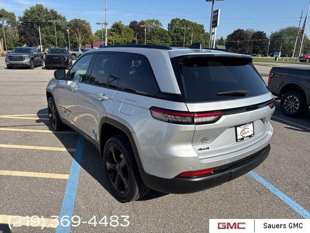 used 2023 Jeep Grand Cherokee car, priced at $34,900