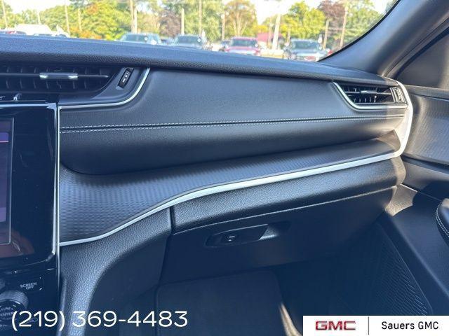used 2023 Jeep Grand Cherokee car, priced at $34,900
