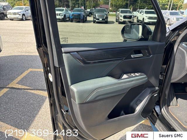 used 2024 GMC Acadia car
