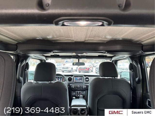 used 2021 Jeep Wrangler Unlimited car, priced at $32,495