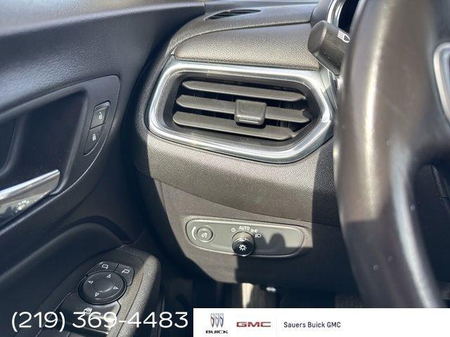 used 2022 Chevrolet Equinox car, priced at $25,980