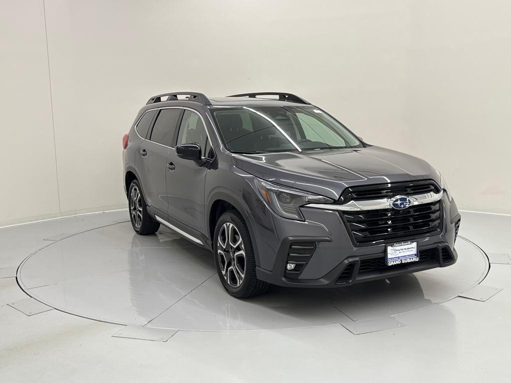 used 2025 Subaru Ascent car, priced at $40,729