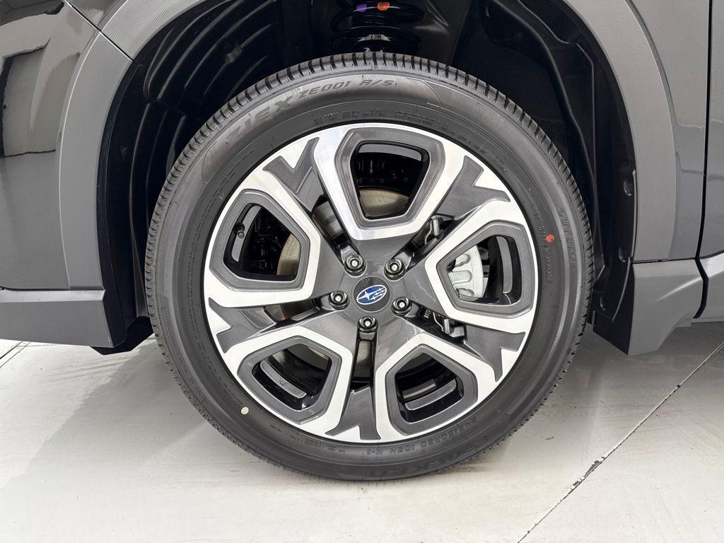 new 2025 Subaru Ascent car, priced at $53,609