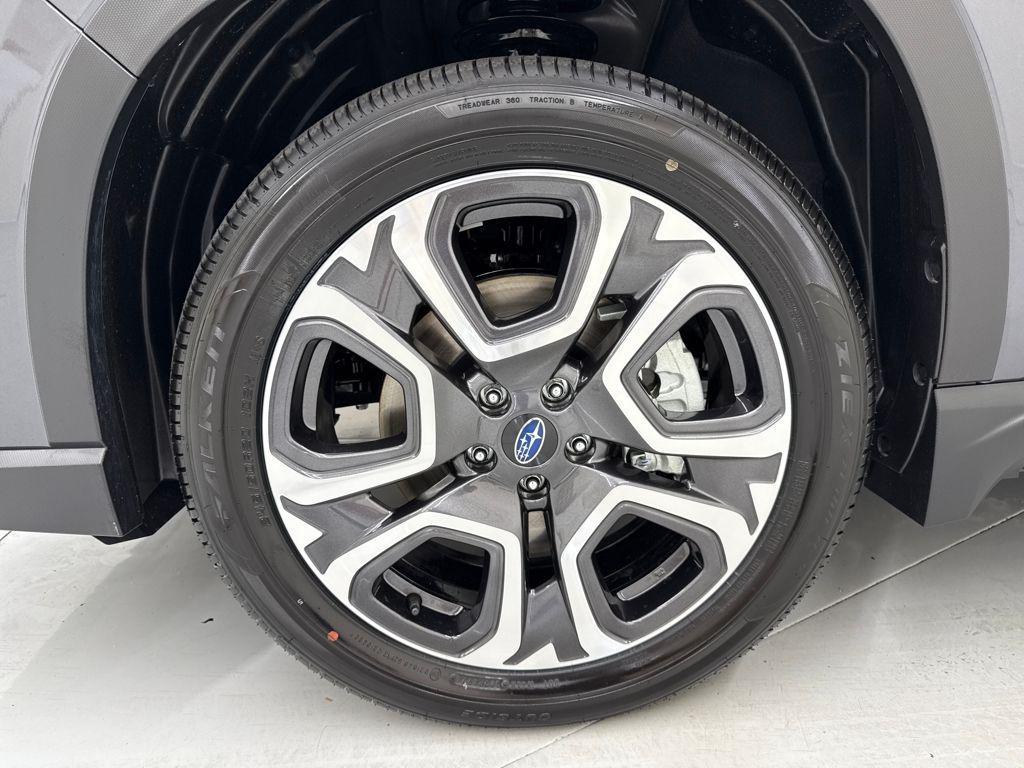 new 2025 Subaru Ascent car, priced at $50,329