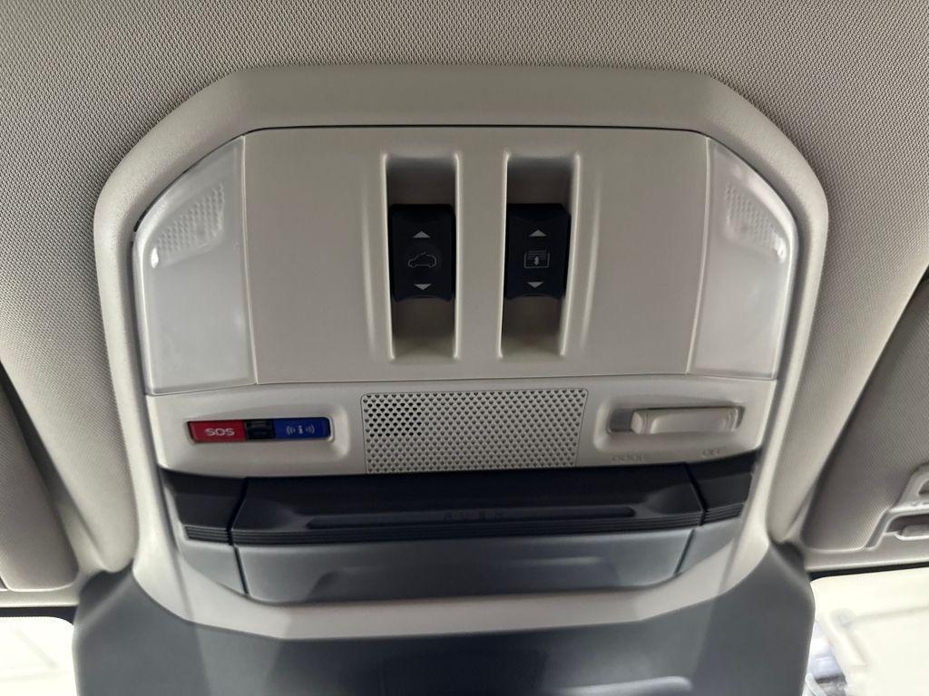 new 2025 Subaru Ascent car, priced at $53,672