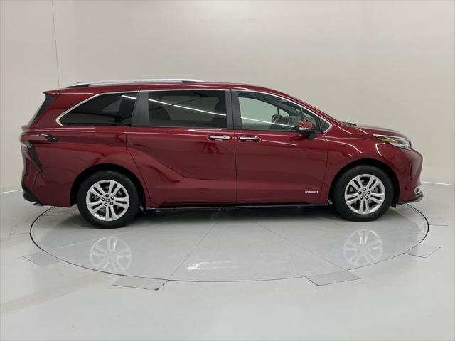 used 2021 Toyota Sienna car, priced at $47,978