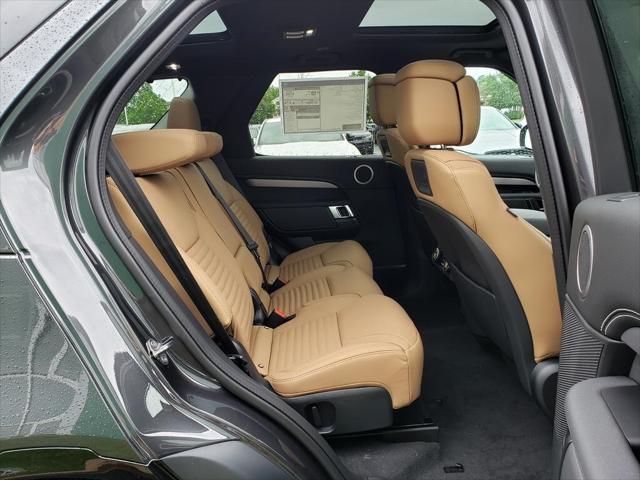 new 2025 Land Rover Discovery car, priced at $78,775