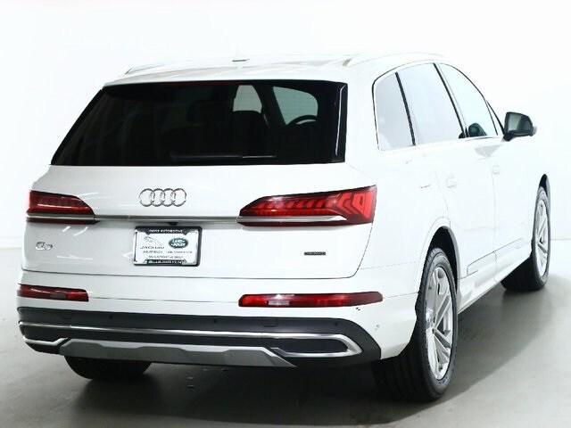 used 2023 Audi Q7 car, priced at $37,900