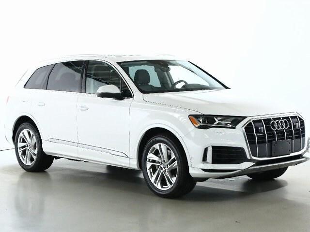 used 2023 Audi Q7 car, priced at $37,900