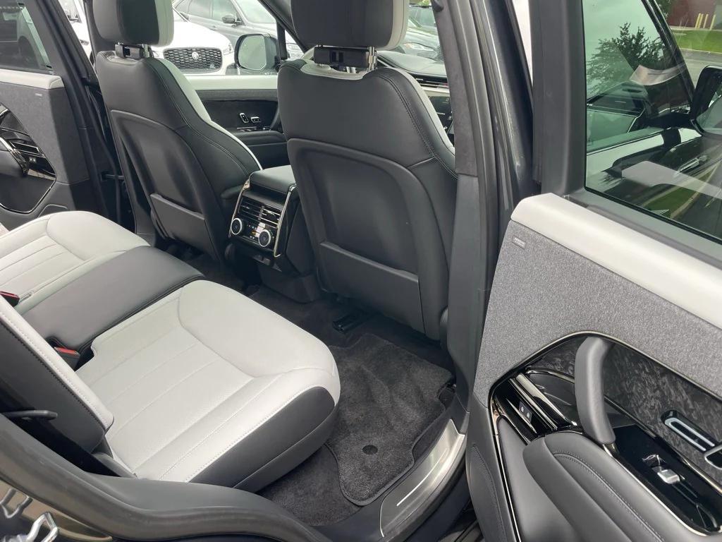 new 2025 Land Rover Range Rover Sport car, priced at $129,605
