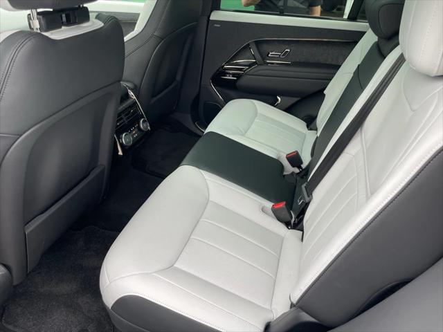 new 2025 Land Rover Range Rover Sport car, priced at $129,605