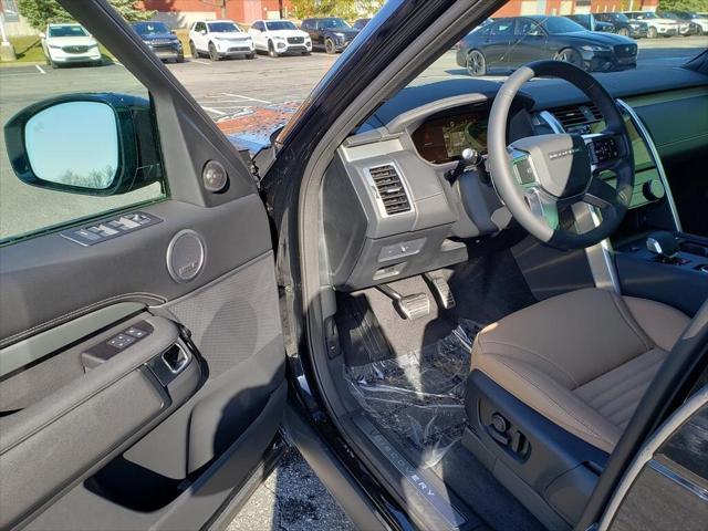 new 2025 Land Rover Discovery car, priced at $79,843
