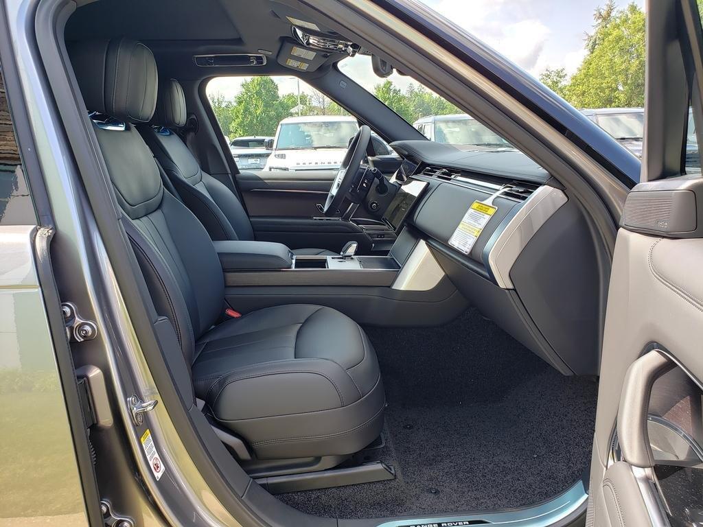 new 2025 Land Rover Range Rover car, priced at $151,055