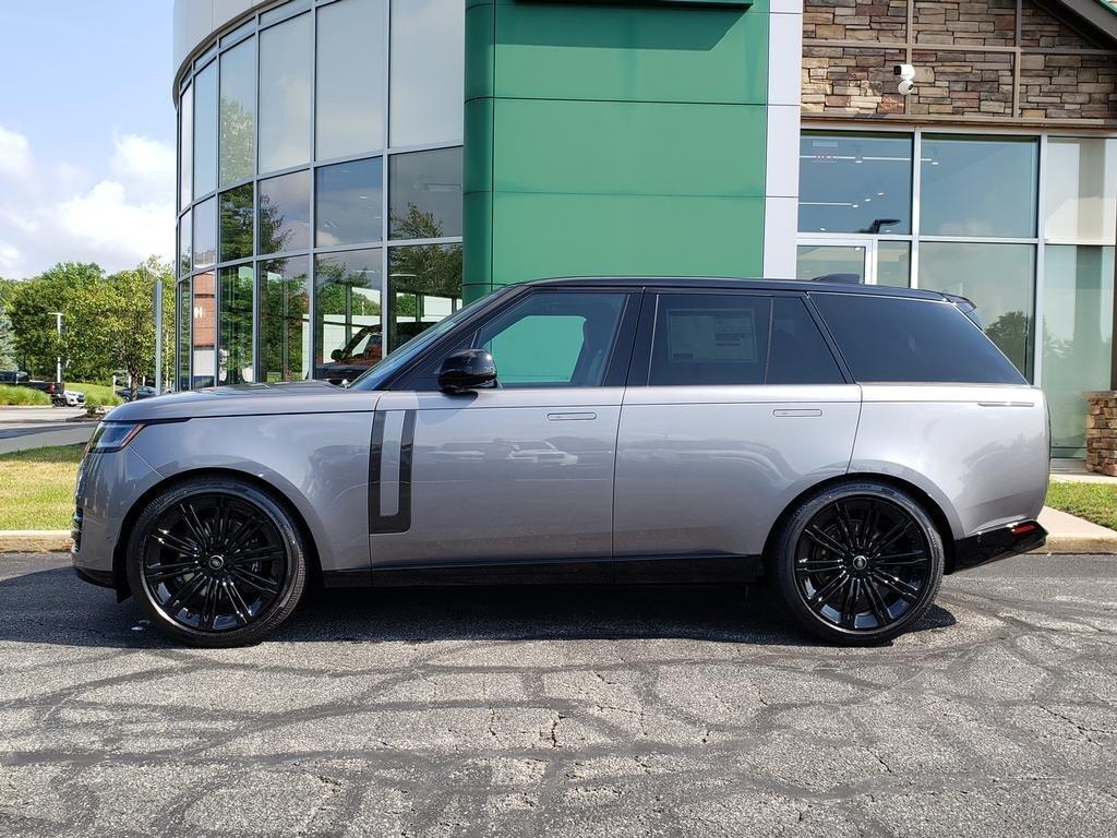 new 2025 Land Rover Range Rover car, priced at $151,055