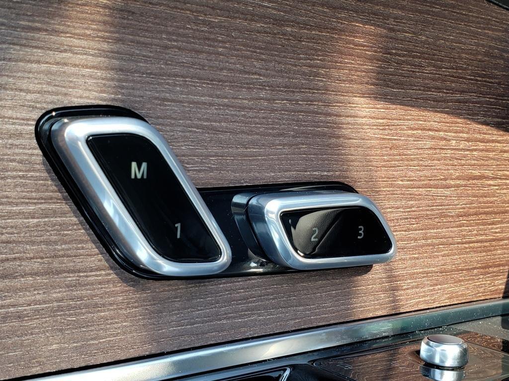 new 2025 Land Rover Range Rover car, priced at $143,515