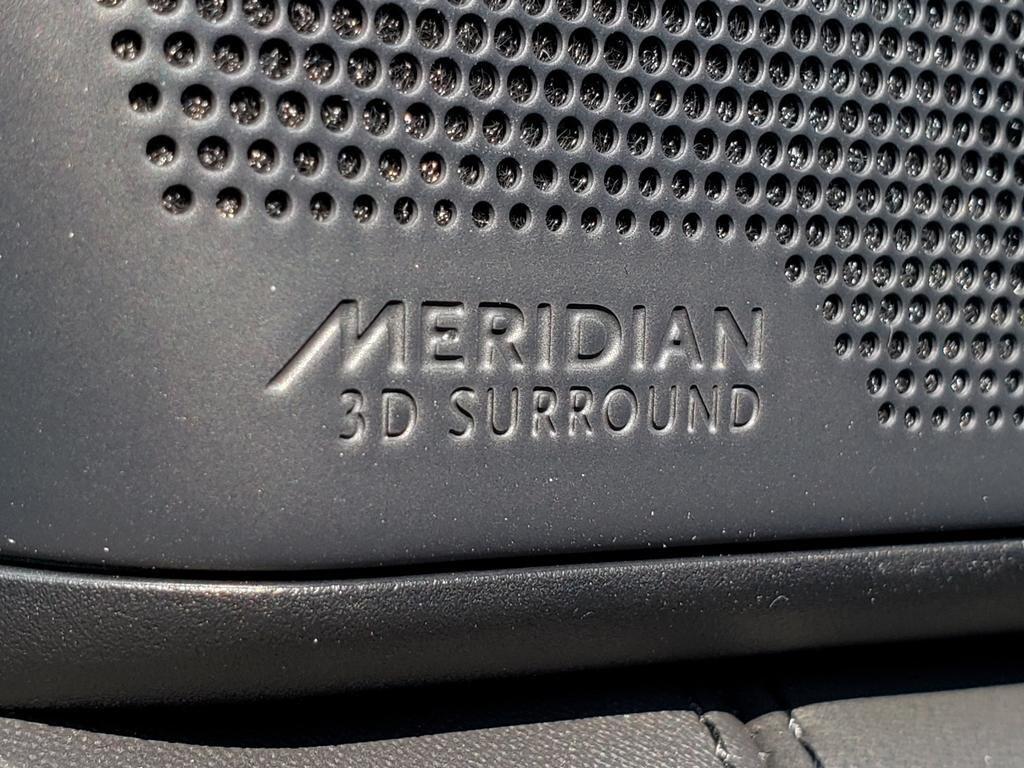 new 2025 Land Rover Range Rover car, priced at $143,515