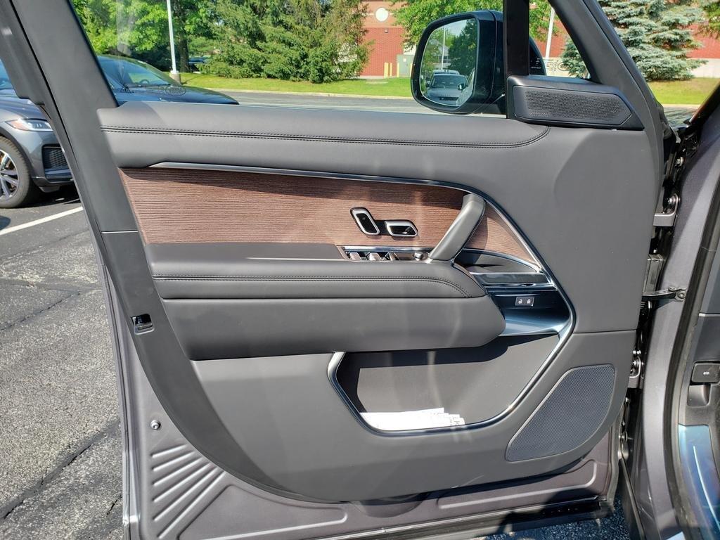 new 2025 Land Rover Range Rover car, priced at $143,515