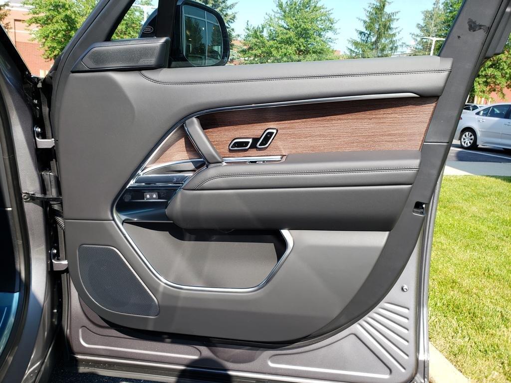 new 2025 Land Rover Range Rover car, priced at $143,515