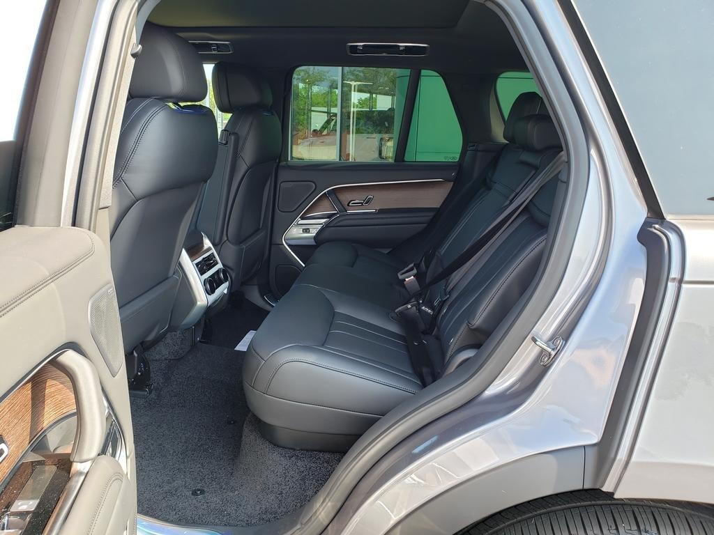 new 2025 Land Rover Range Rover car, priced at $143,515