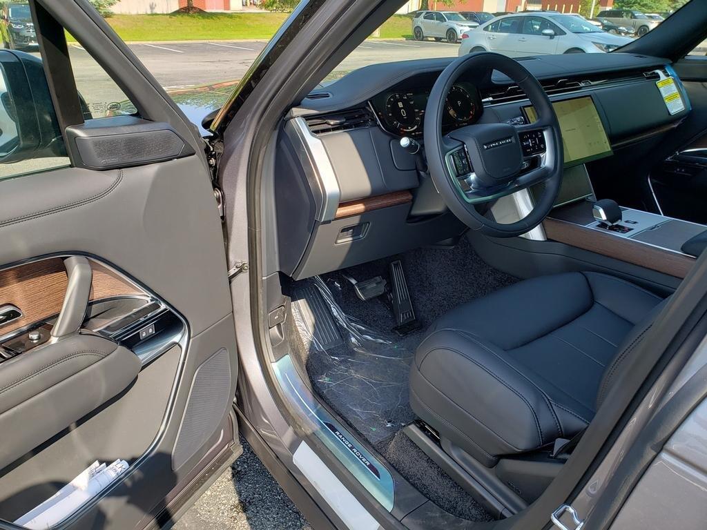 new 2025 Land Rover Range Rover car, priced at $143,515