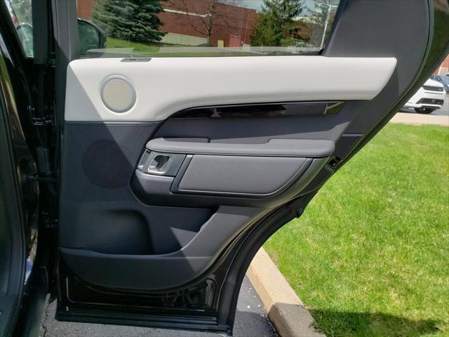 new 2025 Land Rover Discovery car, priced at $67,650