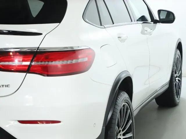 used 2019 Mercedes-Benz GLC 300 car, priced at $22,580