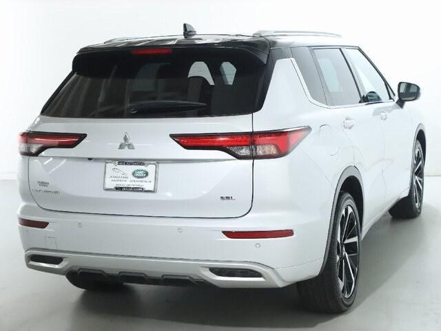 used 2023 Mitsubishi Outlander car, priced at $27,900